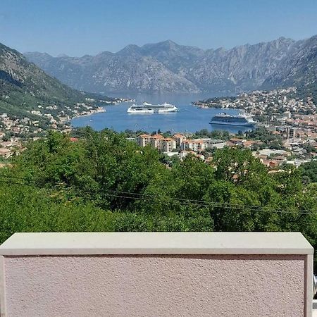 Tim Apartamento Kotor Exterior foto