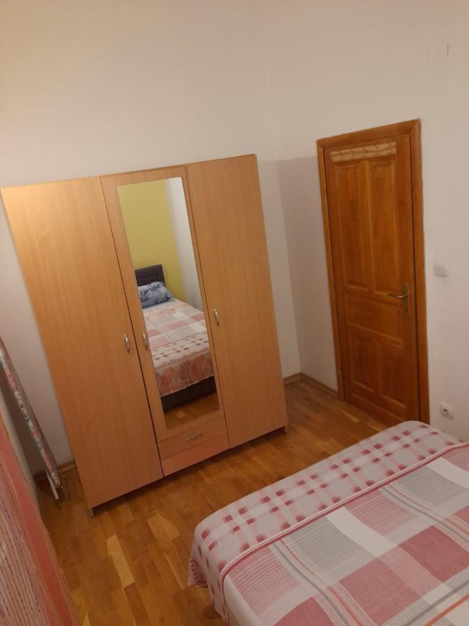 Tim Apartamento Kotor Exterior foto